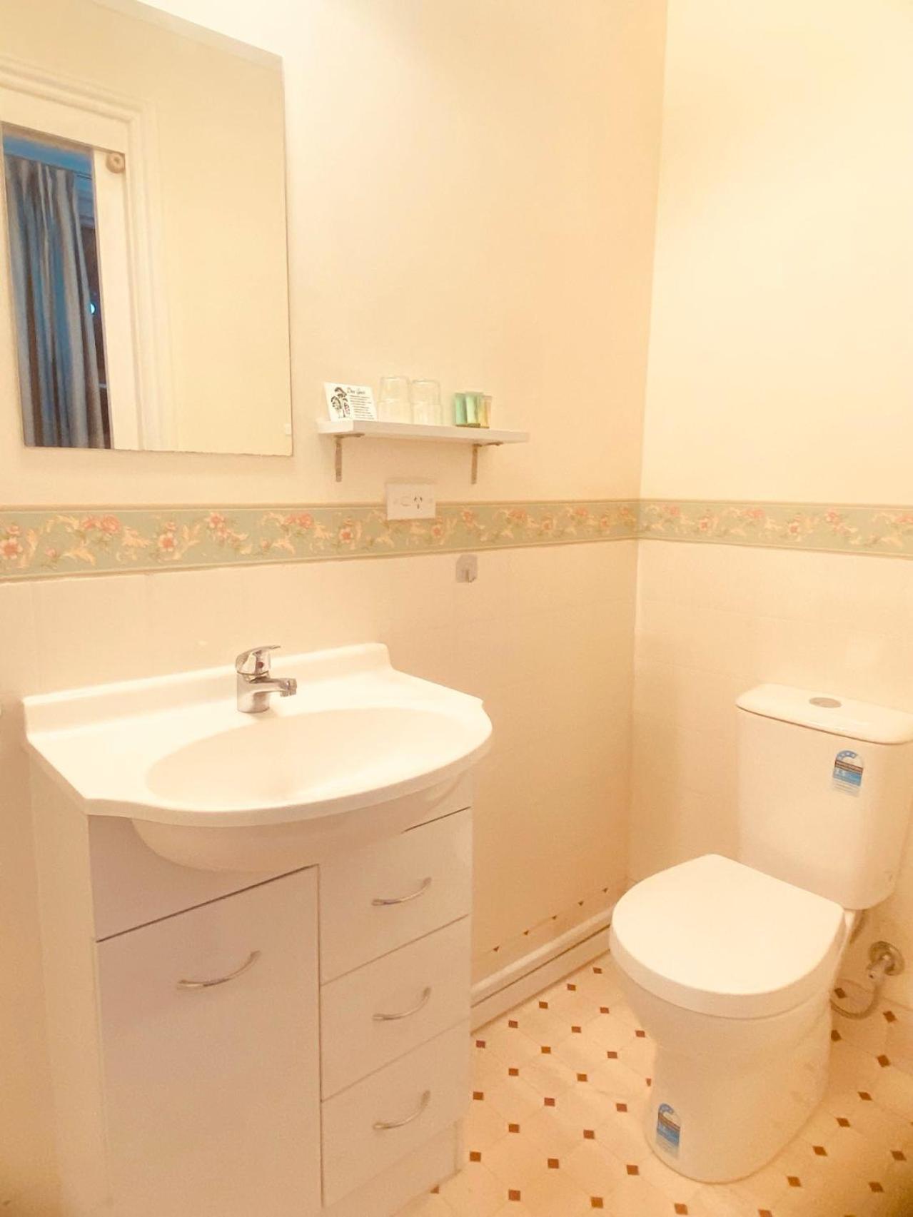 Hillview House Launceston Panzió Kültér fotó